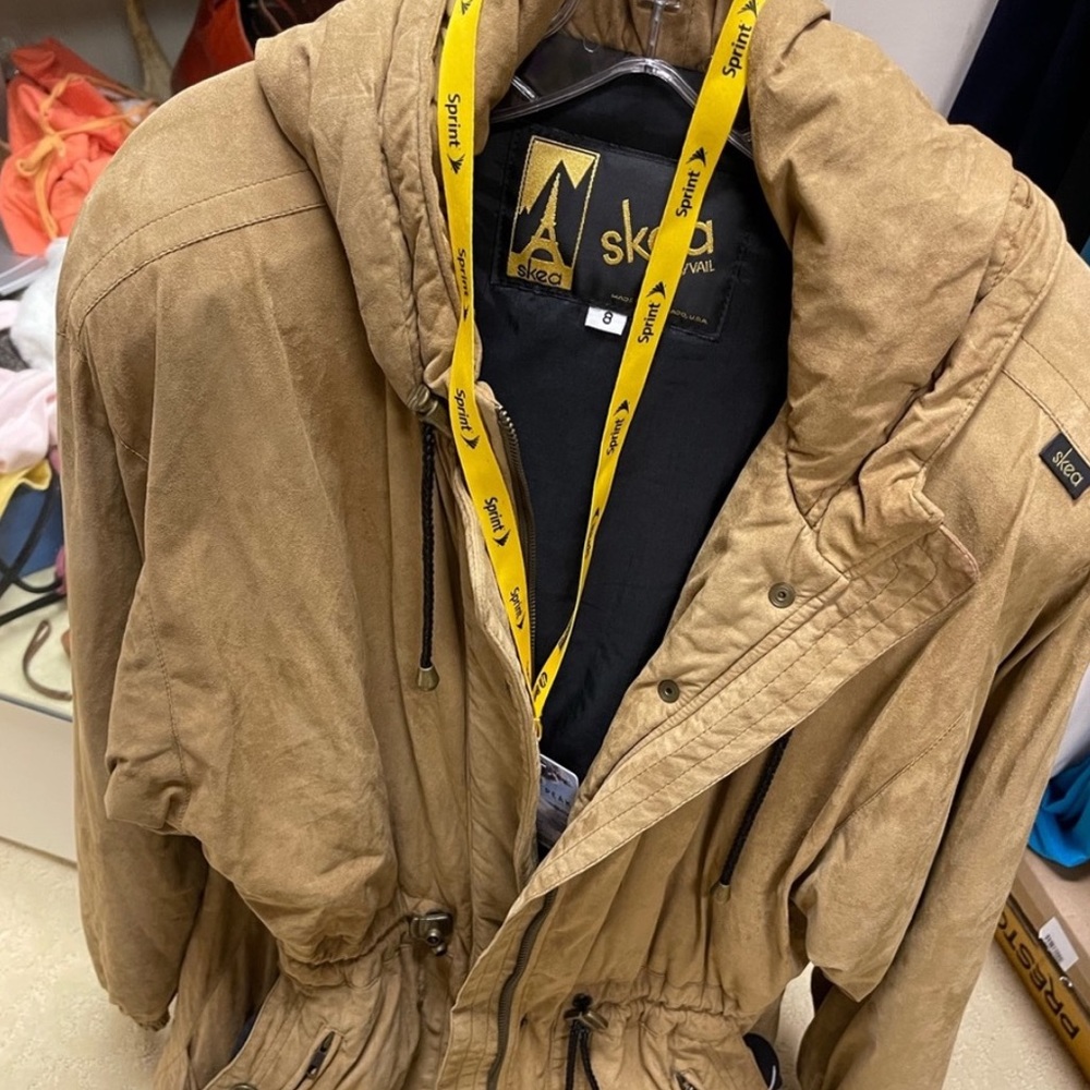 Ski Jacket Size 8 (SKEA Paris/Vail)